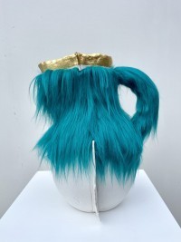 Mo Cornelisse - Furry vase