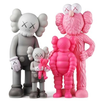 Family Figures - Brown Blue White | AbrahamArt